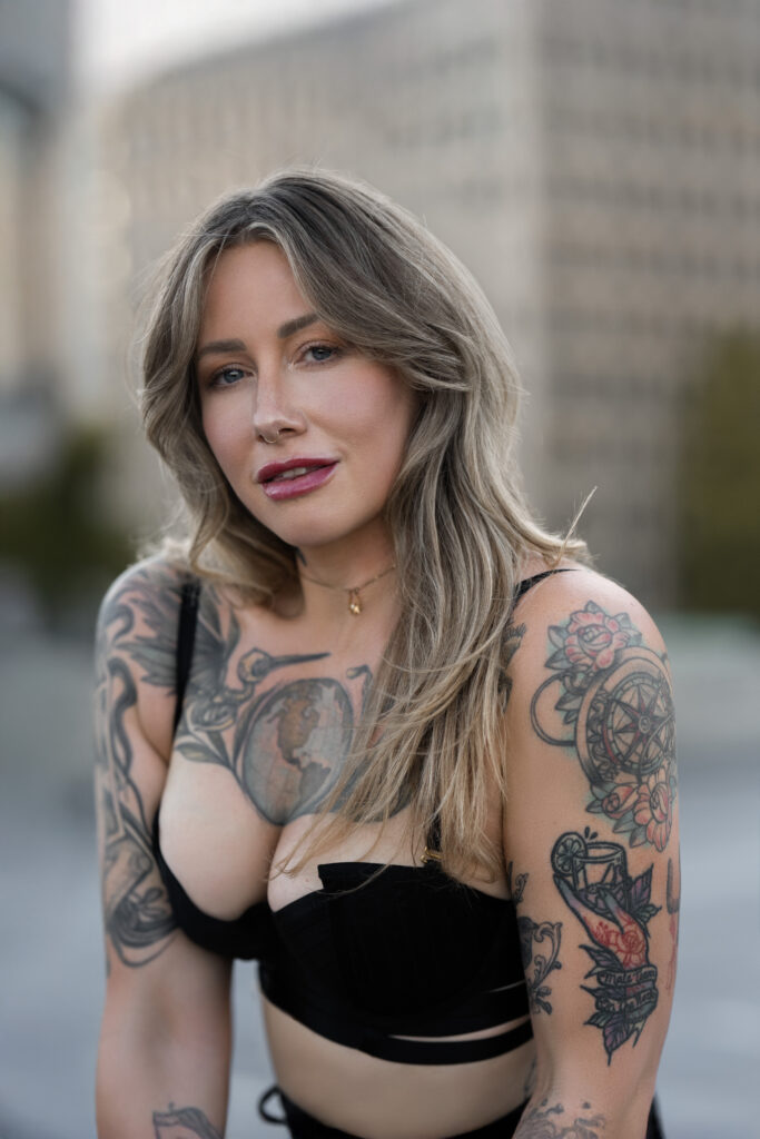 Tattooed Escort Vancouver Inked Girlfriend Blake Alridge